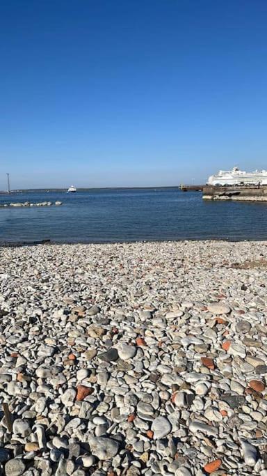 Chic Duplex Near Sea And Old Town In Aria Leilighet