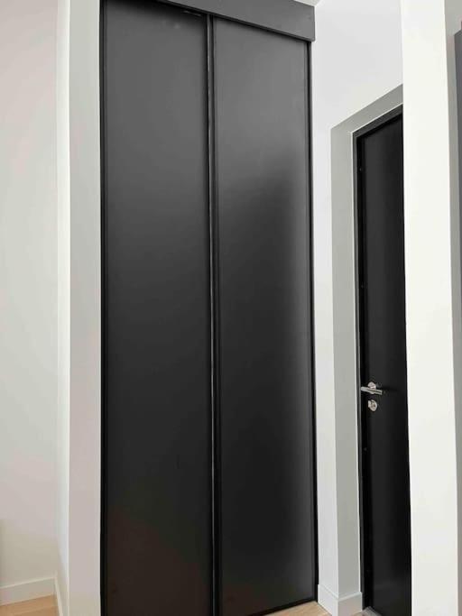 Chic Duplex Near Sea And Old Town In Aria Апартаменты *