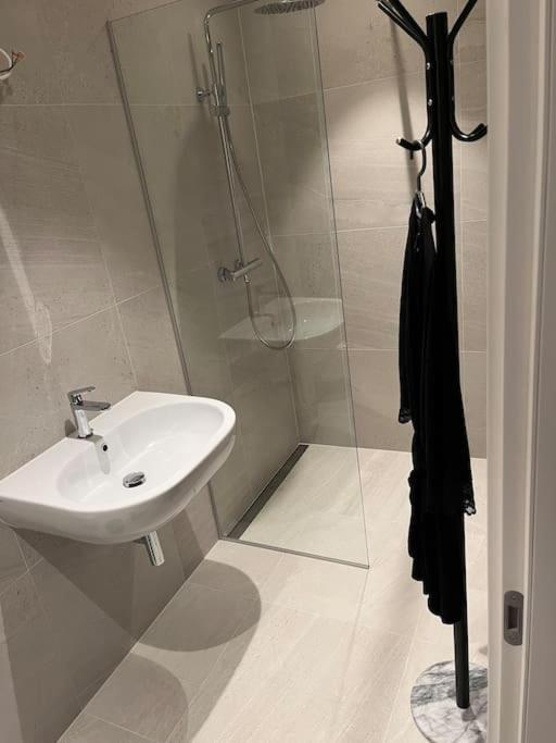Chic Duplex Near Sea And Old Town In Aria Tallinn